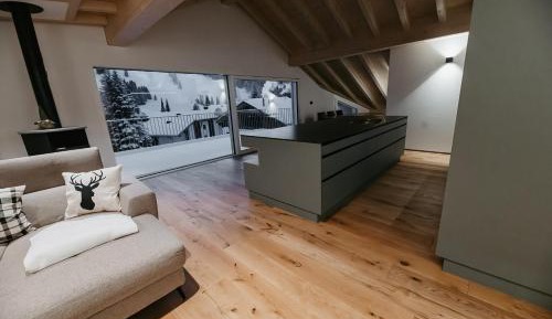 Two-Bedroom Apartment with Mountain View