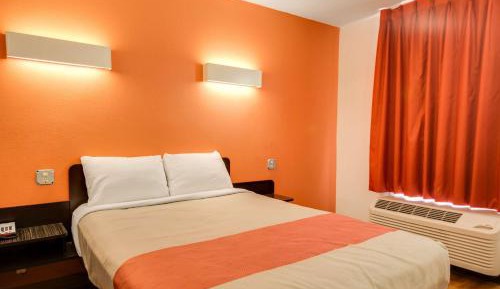 Double Room - Non-Smoking 