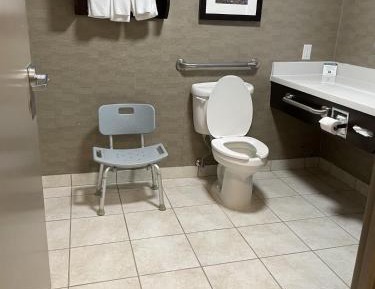 Queen Suite - Disability Access