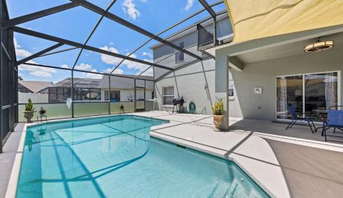 Five-Bedroom Apartment