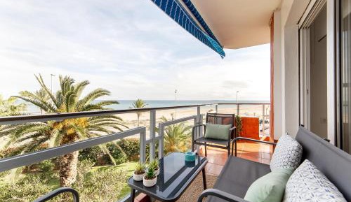 Apartment with Sea View