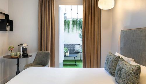 Superior Room Terrace with Sauna access