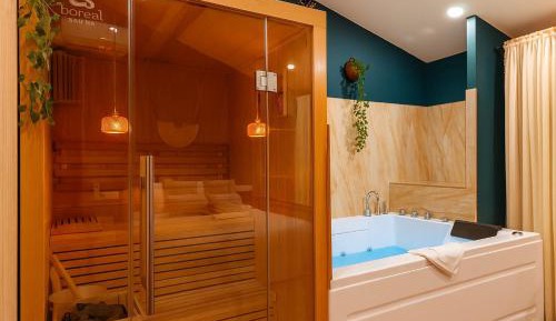 Suite with Spa Access