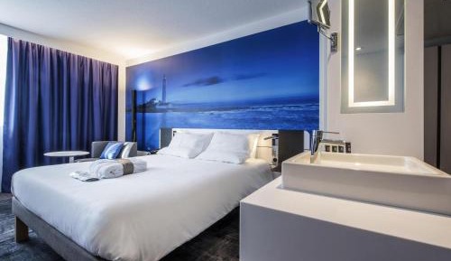Executive Queen Room