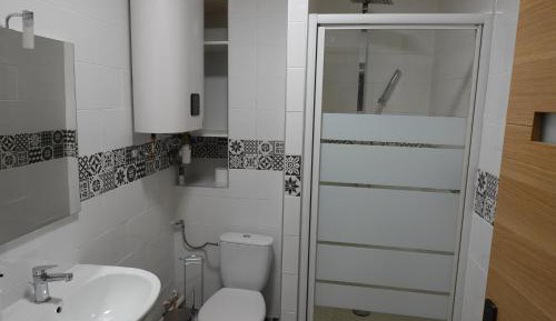 Three-Bedroom Deluxe Apartment