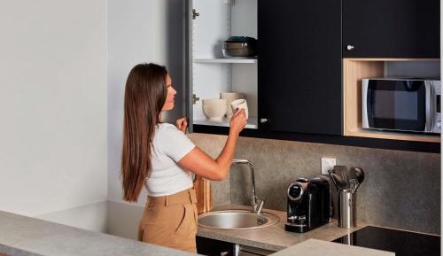 One-Bedroom Apartment (5 Adults)