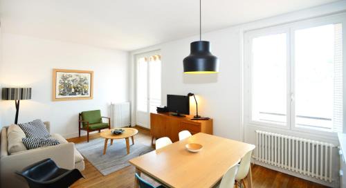 Two-Bedroom Apartment (2-4 Adults)