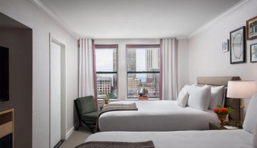 Queen Room with Two Queen Beds and Gold Coast View