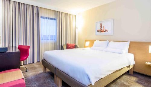 Superior Queen Room with Sofa