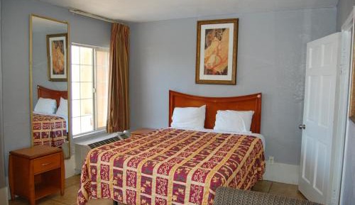 Queen Room