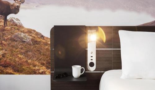 Standard Queen Room with Sofa