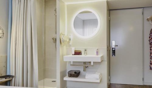 Classic Double Room with Garden View