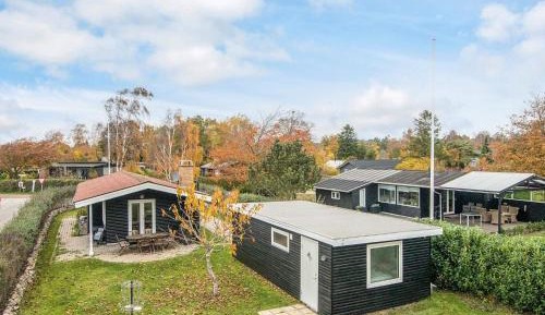 Three-Bedroom Vacation Home 