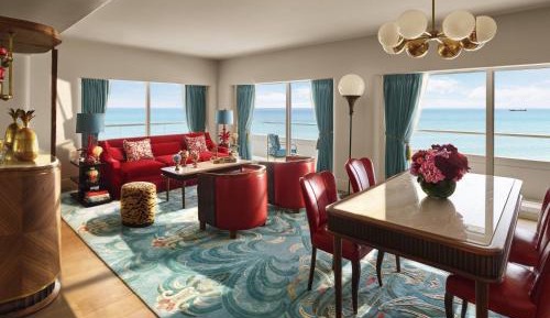 Premier Corner One-Bedroom King Suite - Ocean Front