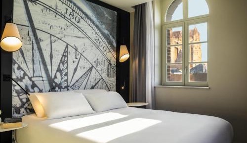 Privilege Room Cathedral view with 1 double bed 160 x 200