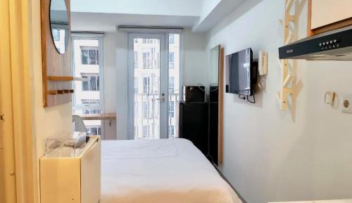 Studio Apartment with Balcony