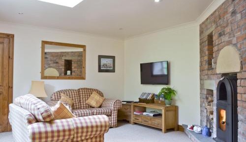 Two-Bedroom Holiday Home