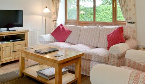 Two-Bedroom Holiday Home