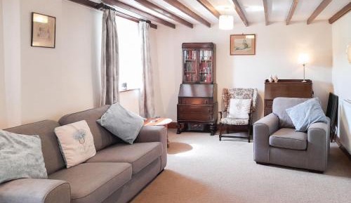 Three-Bedroom Vacation Home 