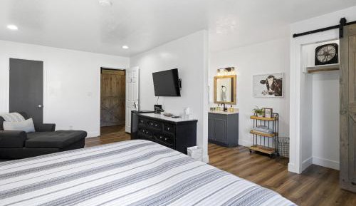 Superior King Room