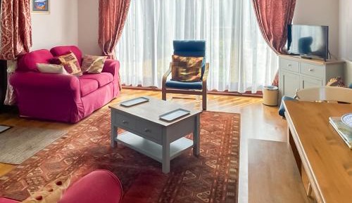 Three-Bedroom Vacation Home 