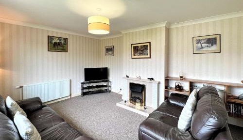 Three-Bedroom Vacation Home 