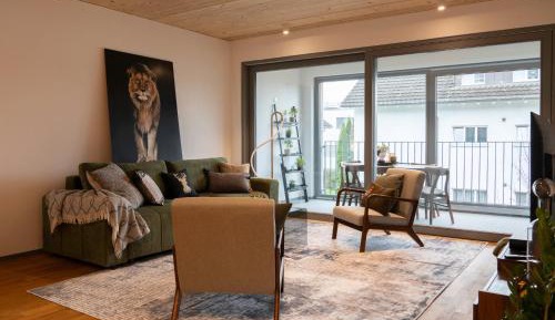 Deluxe Two-Bedroom Apartment with Garden View