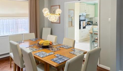 Five-Bedroom Holiday Home