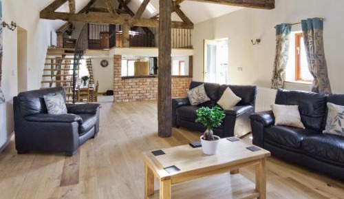 Six-Bedroom Holiday Home