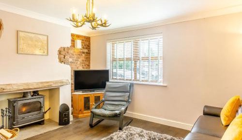 Two-Bedroom Holiday Home