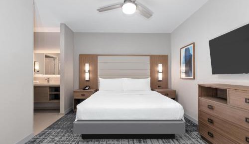 King Studio Suite with Residential View - Non-Smoking