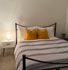 Queen Room with Shared Bathroom