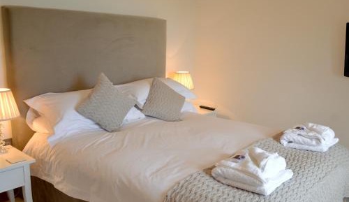 Three-Bedroom Vacation Home 