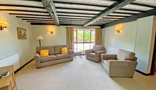 Two-Bedroom Holiday Home