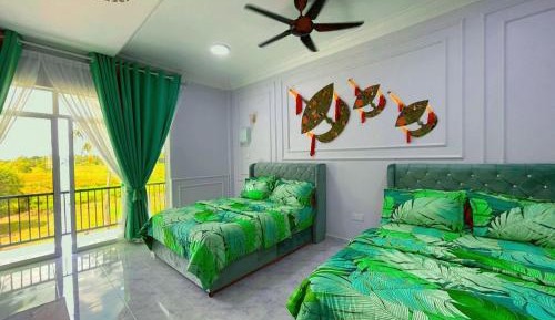 Family Room with Garden View