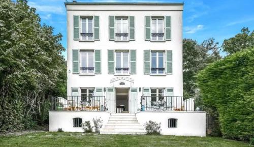 Five-Bedroom House