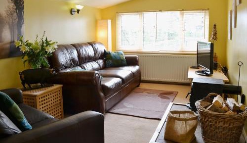 Two-Bedroom Holiday Home