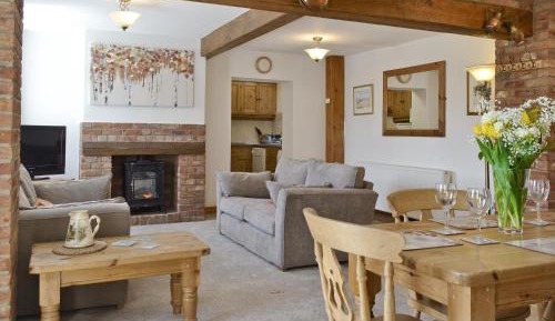 Two-Bedroom Holiday Home