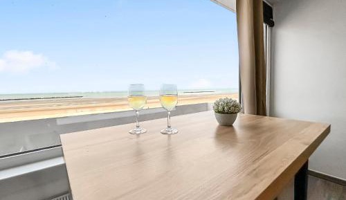 One-Bedroom Apartment with Sea View