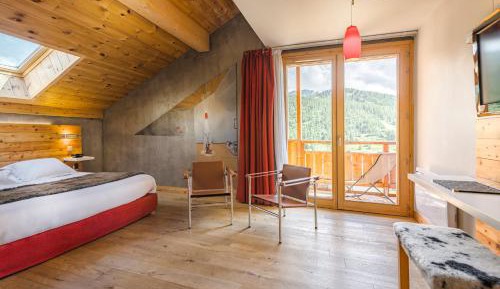 Triple Room with Balcony