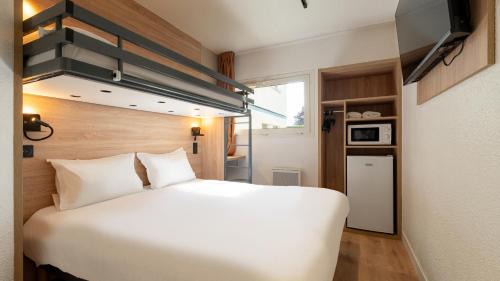 Triple Room with One Double and One Bunk Bed
