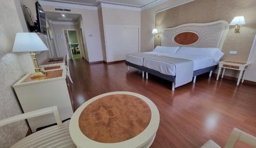 Twin Room with Extra Bed