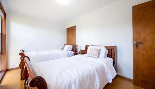 Double Mixed Dormitory Room With Garden View (Room2)