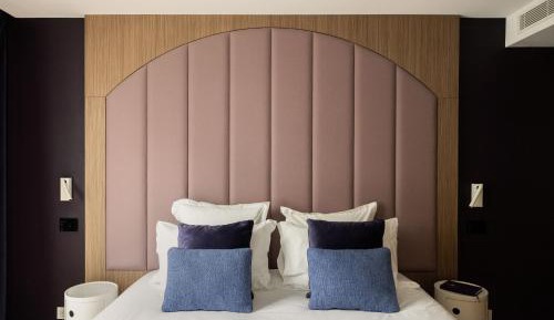 Junior Suite with Balcony