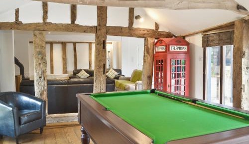 Five-Bedroom Holiday Home