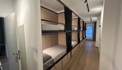 Bed in 10-Bed Mixed Dormitory Room