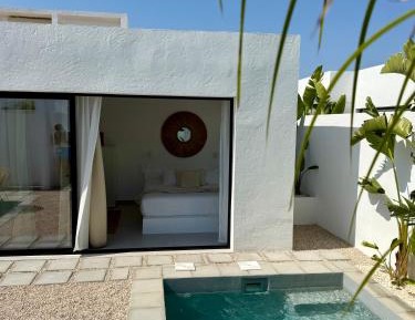 King Room with Pool View