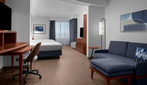 Queen Suite with Two Queen Beds and Sofa Bed - Communication Assistance