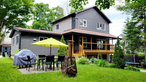 Three-Bedroom Vacation Home 