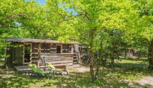 Lodge superior cottage with air conditioning (4 people and 1 child)